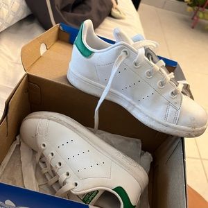Stan smith barely work kids sneakers
